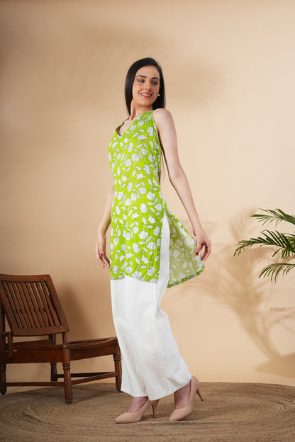 Short Kurti | Noor E Nazakat Halter Neck Floral Printed Kurti