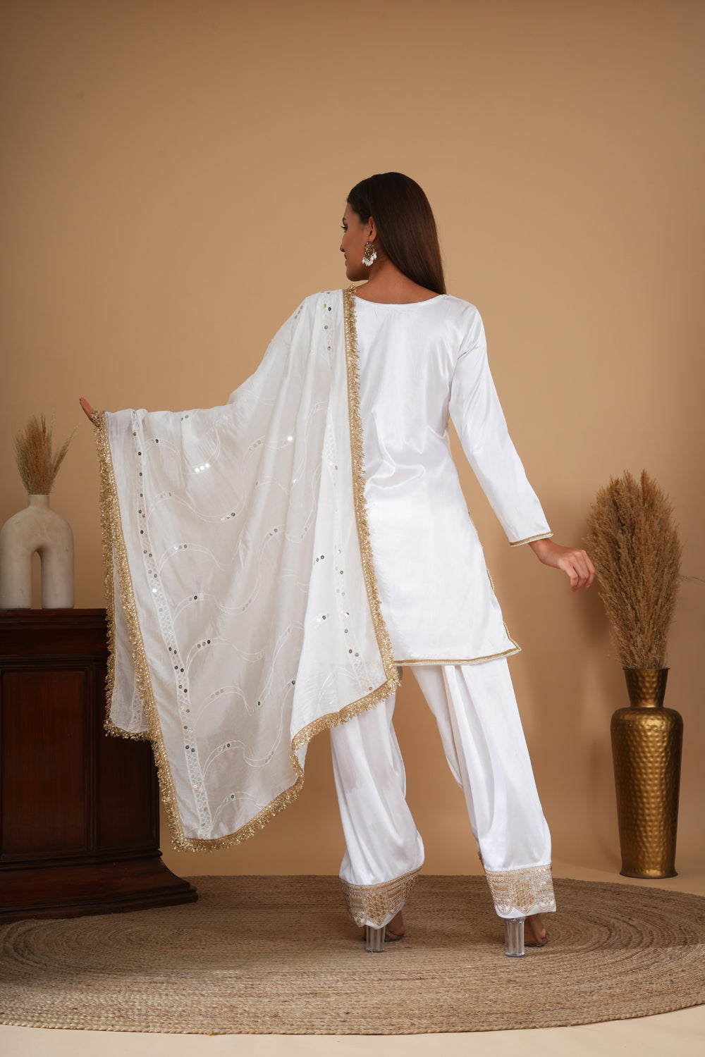 Ivory Pure Silk Chanderi Kashmiri Tilla Embroidered Short Kurta Set